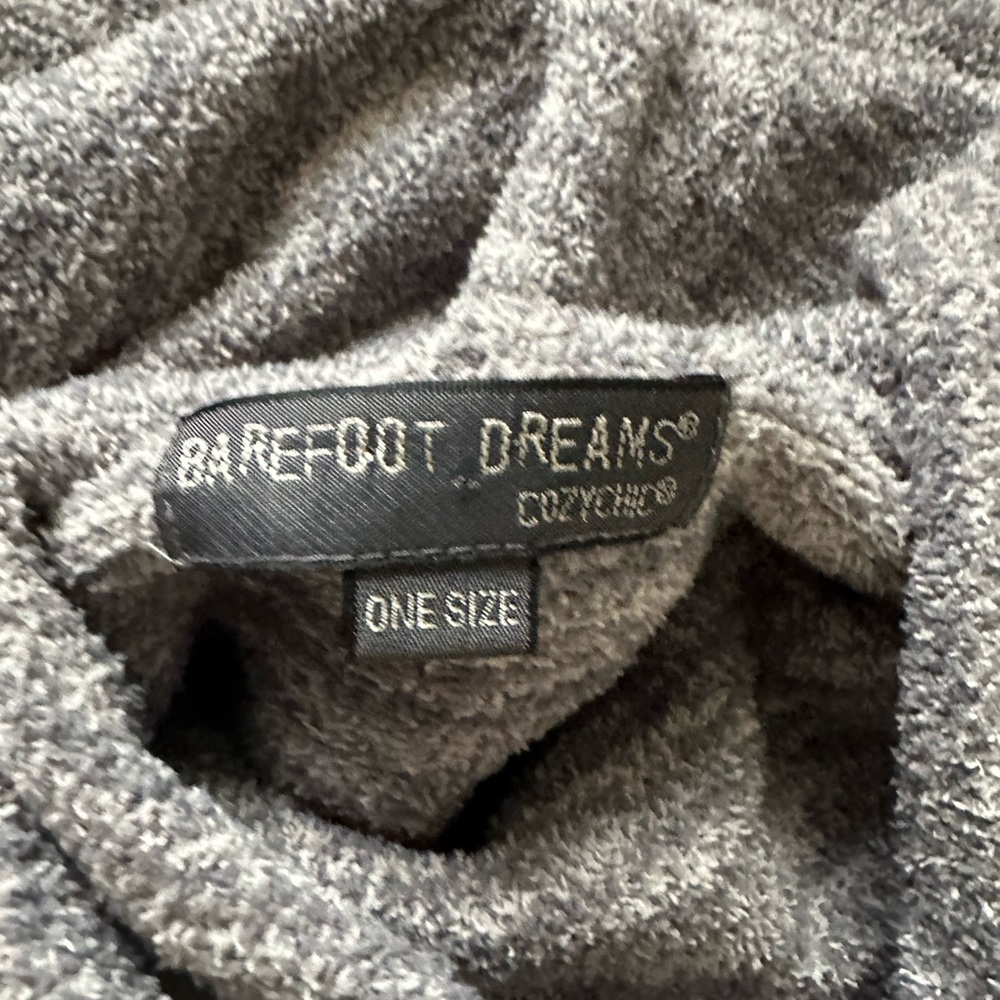 Barefoot Dreams Funnelneck Pulloverr